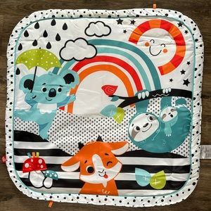 Replacement mat for Fisher Price 3 in 1 Music Glow & Grow Gym.